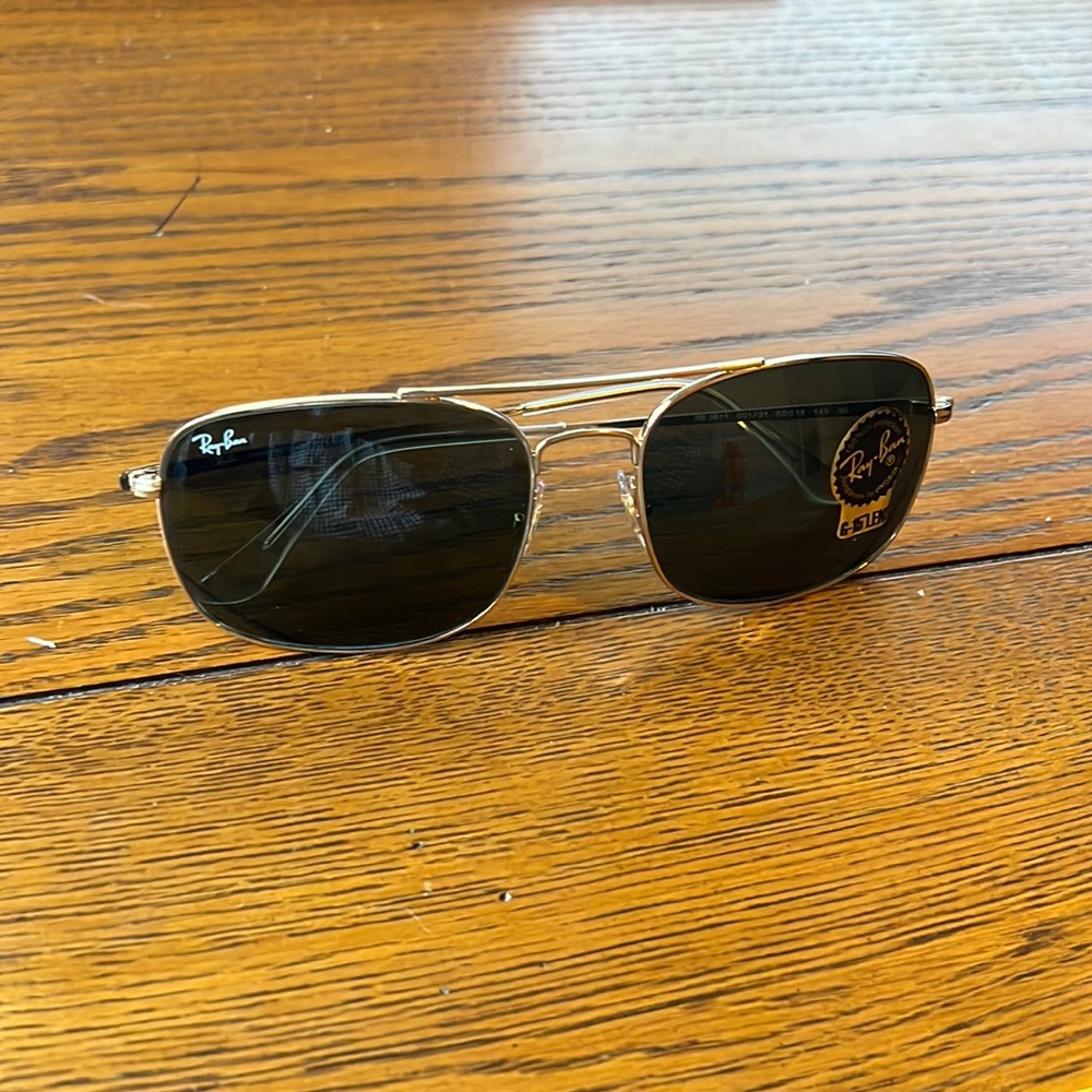 Ray-Ban Arista Sunglasses